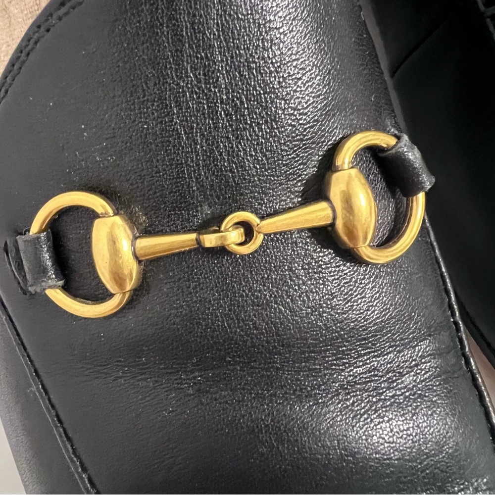 GUCCI Calfskin Jordaan Black Leather Loafers Horsebit Gold Hardware Size 38 - Picture 3 of 10